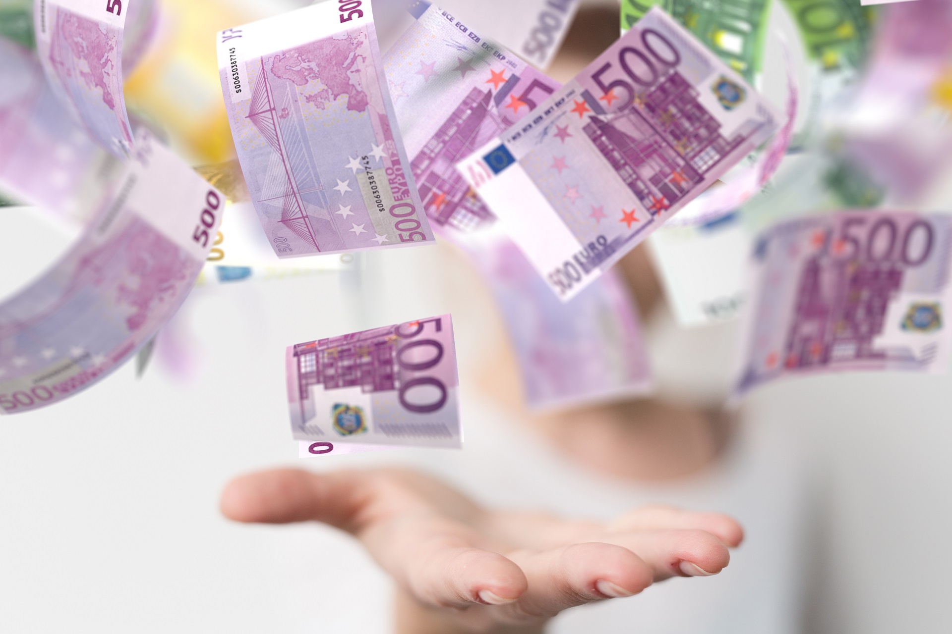 Stralcio debiti fino a mille euro: cosa fare entro il 31 marzo 2023