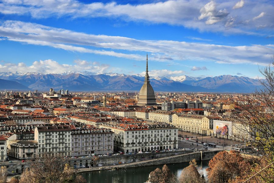 Confesercenti Torino: ponte d’Ognissanti, tanti turisti in Piemonte e in città