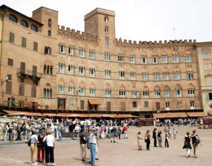 Confesercenti Siena: primavera, il ritorno degli italiani