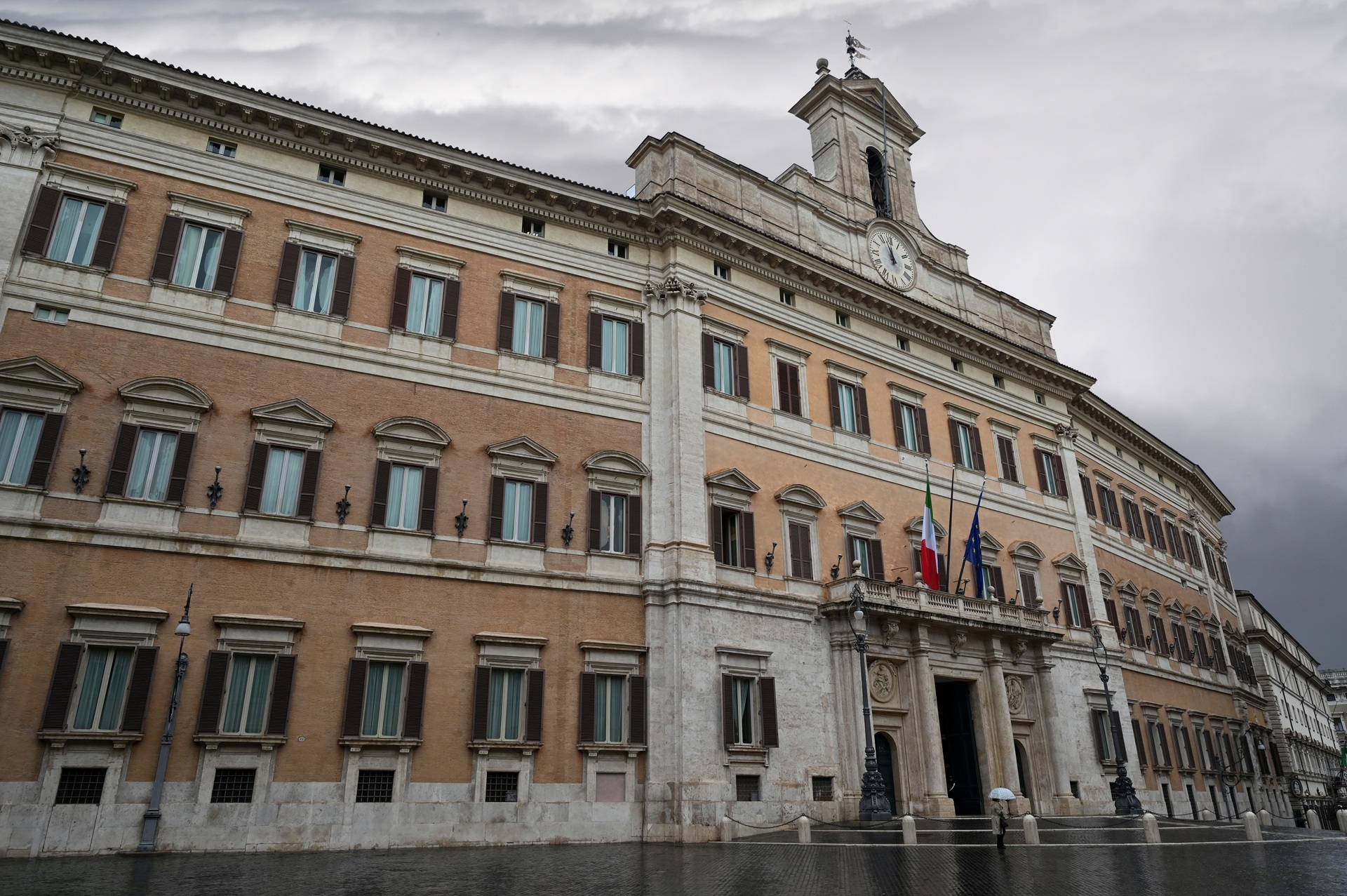 Trasporto pubblico non di linea: Assoviaggi Confesercenti in audizione alla Camera, serve una riforma equilibrata. No a misure che limitano la mobilità di cittadini e turisti