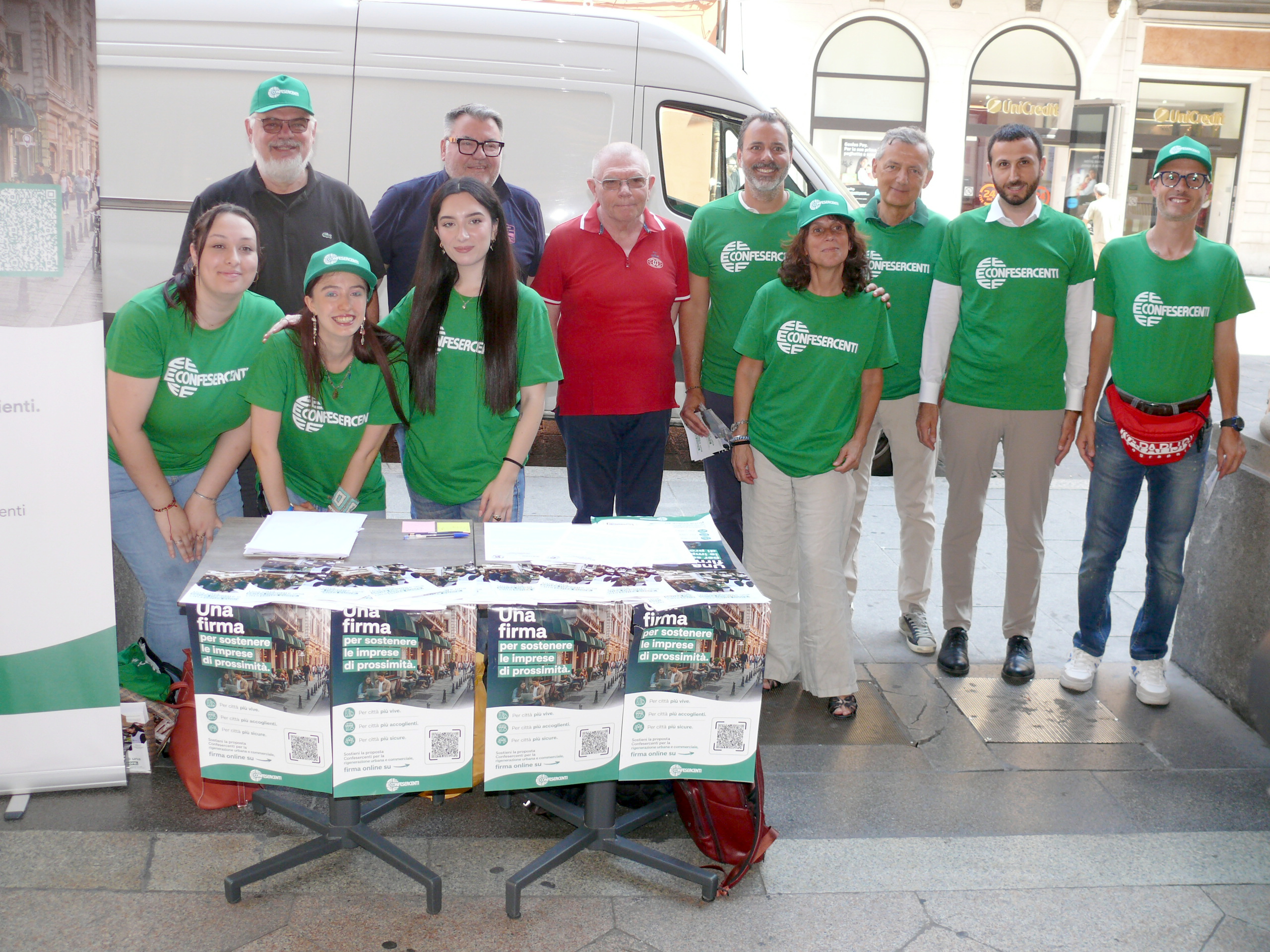 Confesercenti Bologna: “Una firma per riqualificare il commercio di vicinato”