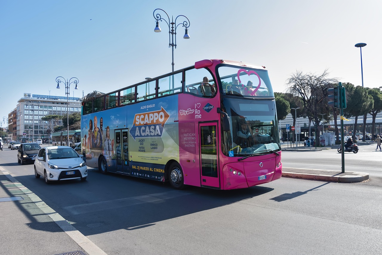 Federnoleggio Confesercenti Campania: “Stop ai trasporti abusivi nel turismo, con le modifiche alla legge regionale torna la legalità”